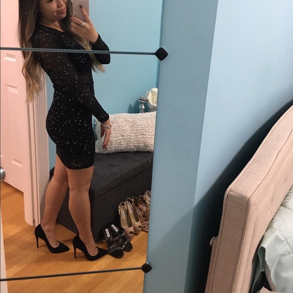 Starry Long Sleeve Dress in Black - Picture 3 of 4